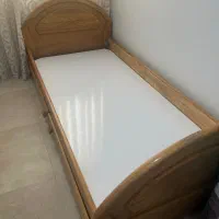 تخت خواب با دراور ،آینه وکتابخانه و  میز کامپیوتر