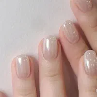 استخدام ناخنکار حرفه ای وباسابقه