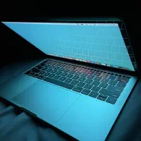 لپتاپ اپل Macbook pro 2017 رتینا بدون نقطه