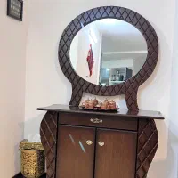 آینه کنسول سالم و تمیز