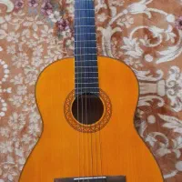 گیتار یاماها c70|گیتار، بیس، امپلیفایر|یاسوج, |دیوار