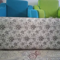 دو عدد پشتی در حد نو
