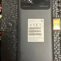 پوکو c40