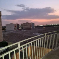 آپارتمان-120-متری-فول-بازسازی-پنجره-قدی