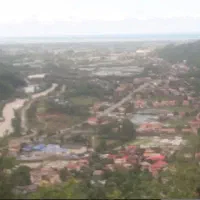 ۲۵۰متر زمین در طول لات