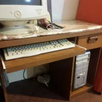 میز کامپیوتر