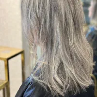 (مدل برای لایت، آمبره، دکلره)|خدمات آرایشگری و زیبایی|رشت, دیلمان|دیوار