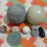 سنگ قدیمی اسیاب وخرمهره وسکه ی افغانی  قدیمی