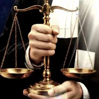 وکیل ، وکالت ، حقوق دان ، حقوقی ، کیفری