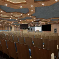 میز و صندلی و آمفی تاتر