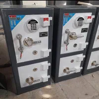 گاو صندوق مدل orpt(دلار. طلا) ۳۲|دفتر کار|رشت, دیلمان|دیوار