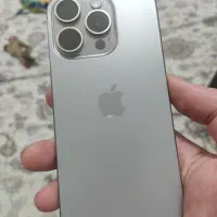 اپل iPhone 15 Pro با حافظهٔ ۲۵۶ گیگابایت