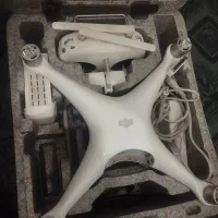 فروش هلیشات فانتوم 4 بشرط تمیزی وسلامی|دوربین عکاسی و فیلم‌برداری|جوین, |دیوار