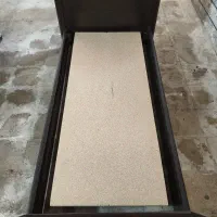 تخت یک نفر