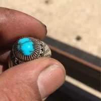 انگار فیروزه نیشابوری سنگ چاه کهنه|کلکسیون و سرگرمی|اصفهان, باغ دریاچه|دیوار