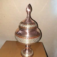 قندان و شکلات خوری