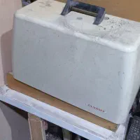 چرخ خیاطی شیک و تمیز|چرخ خیاطی و ریسندگی|آستانه اشرفیه, |دیوار