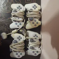 چهار عدد دسته کنسول ps1 و ps2 کاملا سالم
