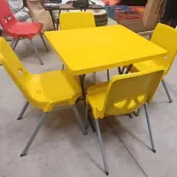 میز تاشو مربع ۴نفره کد ۵۱۲