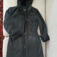 پالتو مشکی بوفالو و کت بلند طوسی کاپشن چرم و مخمل|لباس|اصفهان, آبشار|دیوار