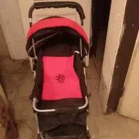 گهواره. کالسکه دلیجان. صندلی ماشین