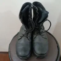 پوتین زنانه و مردانه|کیف، کفش، کمربند|صدرا-فارس, فاز ۱|دیوار