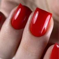 ناخن کار و طراح ناخن ( درآمد بالای ۴۰ میلیون)