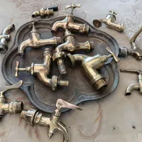 تعدادی شیر آب قدیمی
