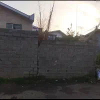 زمین ۱۳۰ متری مسکونی دور محصور کومله