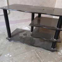 میز تلویزیون شیشه ای سالم و در حد نو