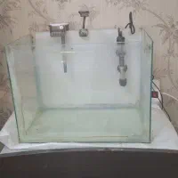 آکواریوم با تمام تجهیزات و دکور