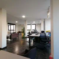 300متر/دفتر تجاری لوکس/در مجاورت مترو و بزرگراه