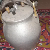 دیگ زودپز قدیمی کاملا سالم بفروش میرسد