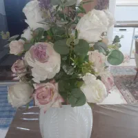 گلدان  گل ۷۰۰۰۰۰ تومن