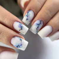 آموزش کاشت ناخن