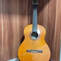 گیتار یاماها سی هفتاد c70