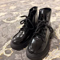 بوت|کیف، کفش، کمربند|یاسوج, |دیوار