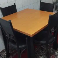 میز نهار خوری سالم