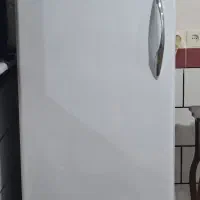 فریزر پارس سالم در حد نو بدون برفک