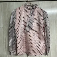 لباس|لباس|مشهد, هفده شهریور|دیوار