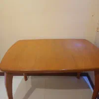 میز ناهارخوری ۴ نفره کاملا سالم