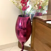 گلدان و سه شاخه گل|گل مصنوعی|تهران, تهران‌سر|دیوار
