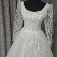 لباس عروس و تاج|لباس|شاهین‌شهر, فدک|دیوار