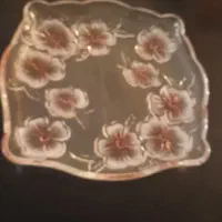 ظرف والترآلمان گل برجسته|ظروف سرو و پذیرایی|شیراز, زرگری|دیوار