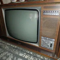تلویزیون قدیمی کلکسیونی|تلویزیون و پروژکتور|بروجرد, |دیوار