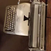 ماشین تحریر قدیمی|کلکسیون اشیاء عتیقه|تهران, سید خندان (جلفا)|دیوار