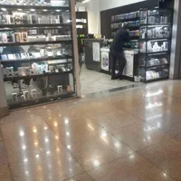 بازار موبایل ایرانیان/سرمایه گذاری/زیر قیمت فوری|فروش مغازه و غرفه|تهران, منیریه|دیوار