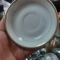 نعلبکی درجه یک لب طلا|ظروف سرو و پذیرایی|کرج, مصباح|دیوار