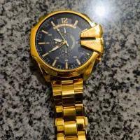 یک عدد ساعت دیزل طلایی قیمت 1ملیون 850تومن|ساعت|شیراز, میانرود|دیوار