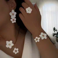 زیورالات استیل دستبند انگشتر گوشواره گردنبند